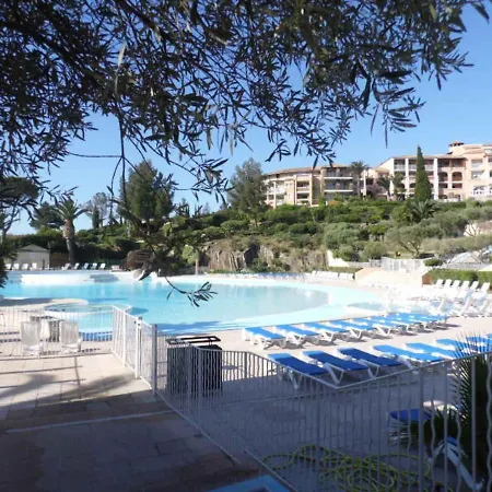 Cozy In Agay With Stunning Views 아파트 Saint-Raphaël