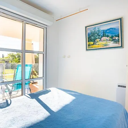 Cozy In Agay With Stunning Views Appartamento Saint-Raphaël